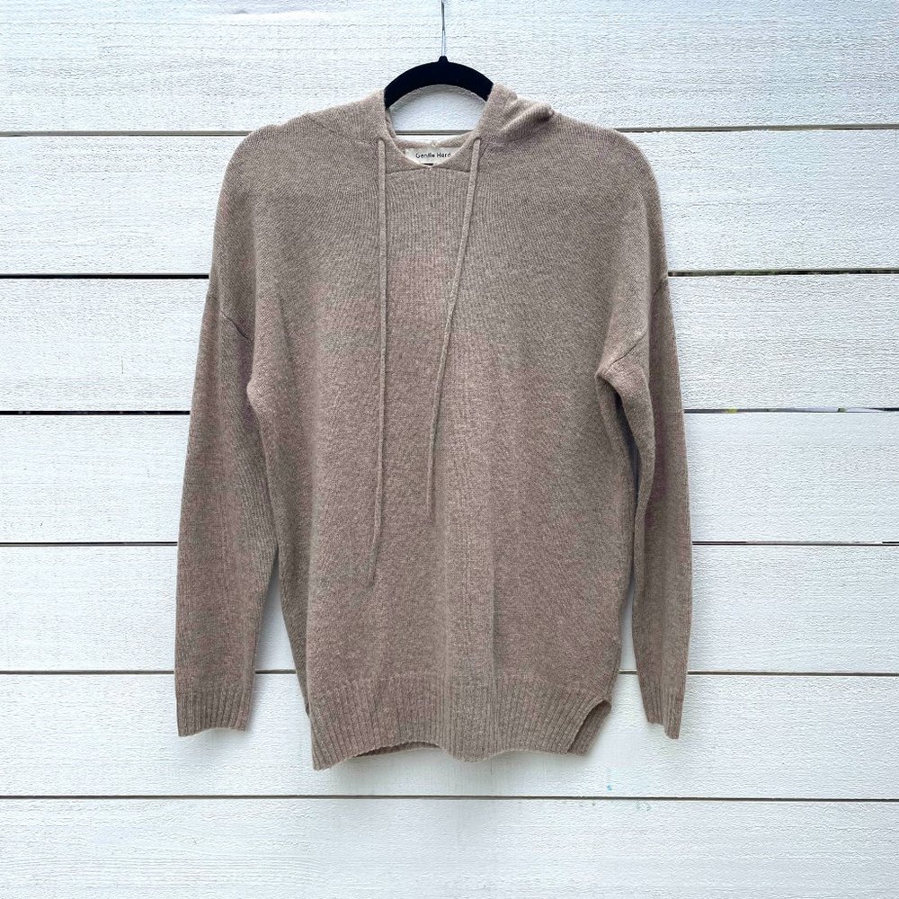 Women's Gentle Herd 100% wool hoodie, size medium